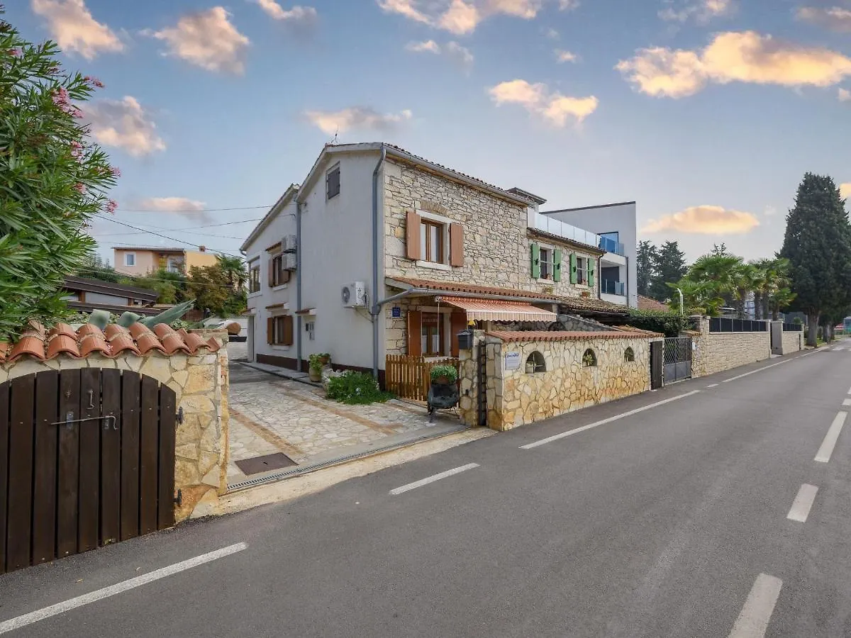 Casa Astrid Materada Villa Porec Holiday home