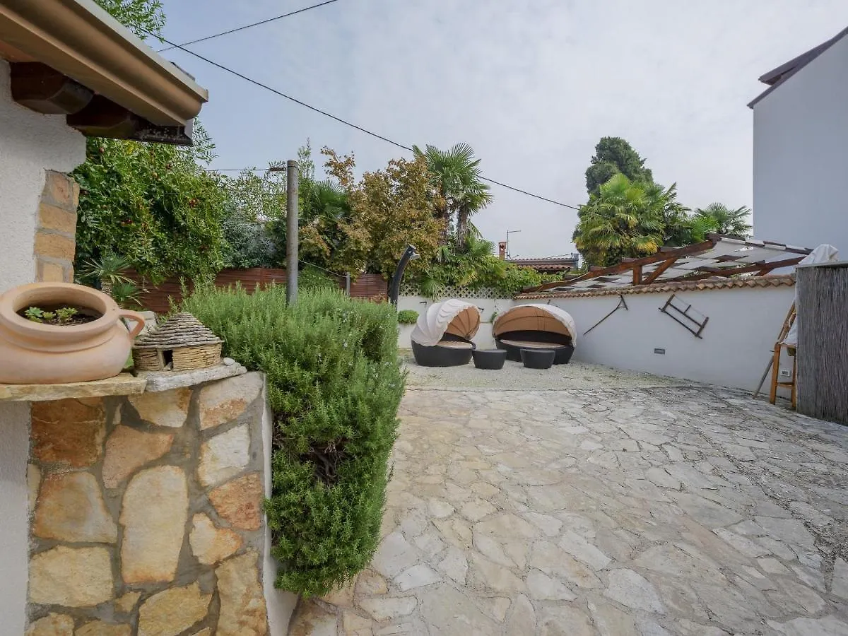 Casa Astrid Materada Villa Porec Holiday home